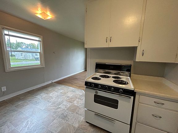 4th image of 255-257 Cypress St