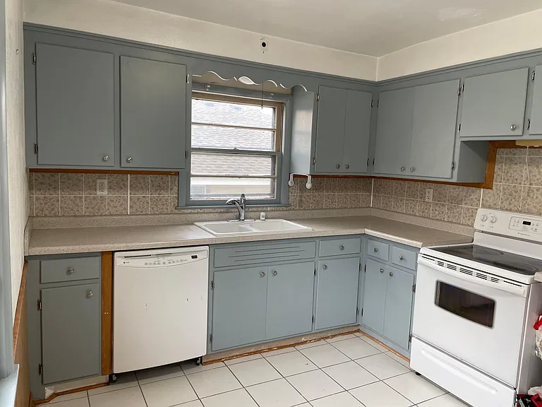 7735 W Mount Vernon Ave #A — Photo 6