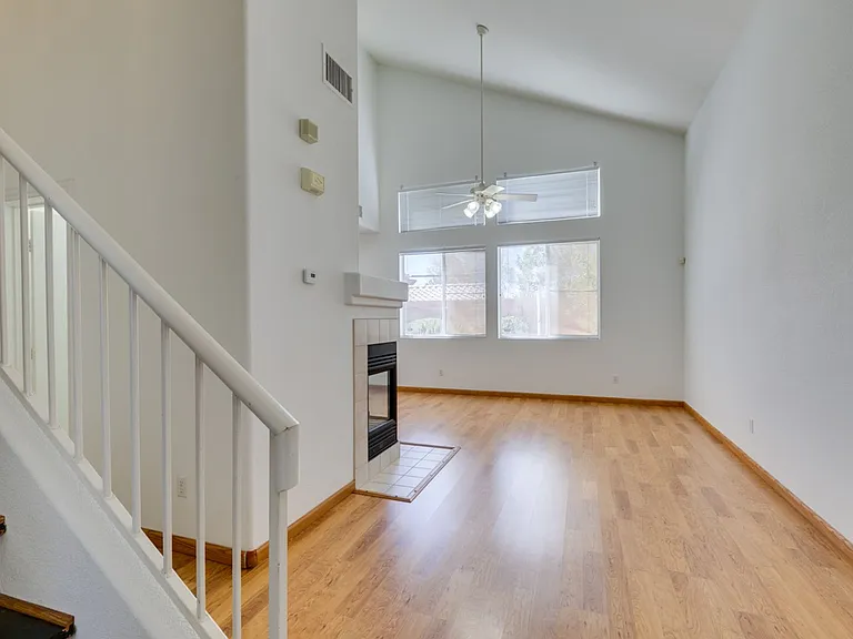 2760 Saigon Dr — Photo 40