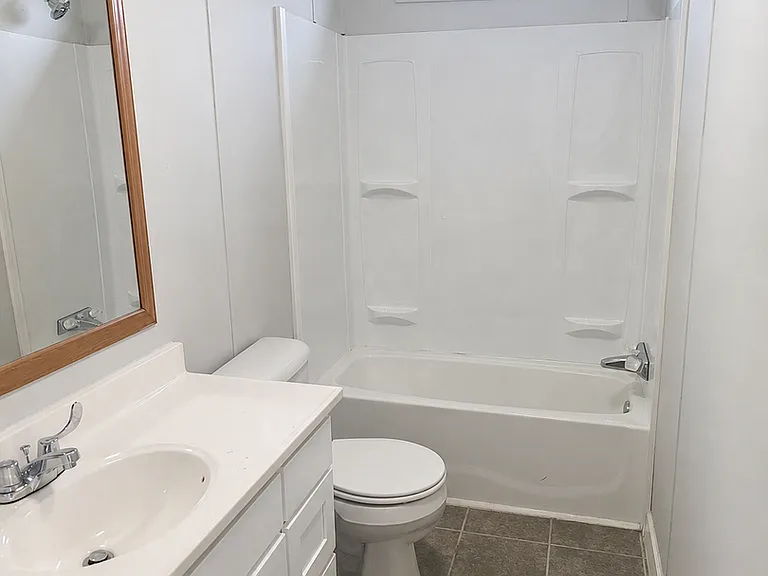 1433 Hickory Valley Rd — Photo 6