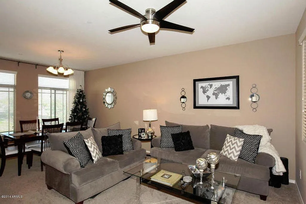 Building Photo - 900 S 94th St #1155