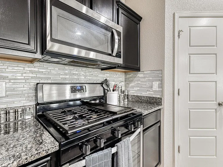 13610 Keighly St — Photo 4
