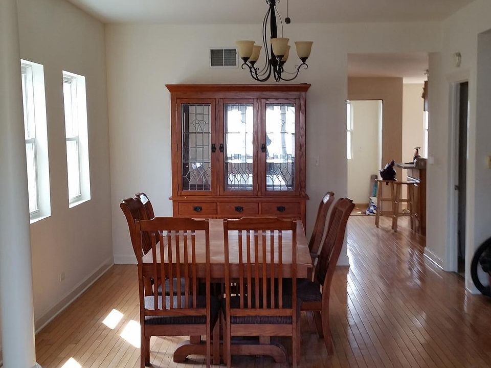 1st image of 3038 N Clybourn Ave #2