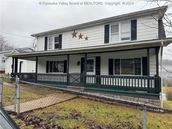 104 Sissonville View Dr, Sissonville, WV 25320