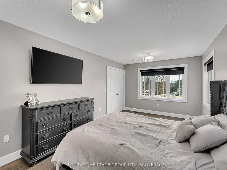 90 Aragon Rd — Photo 30