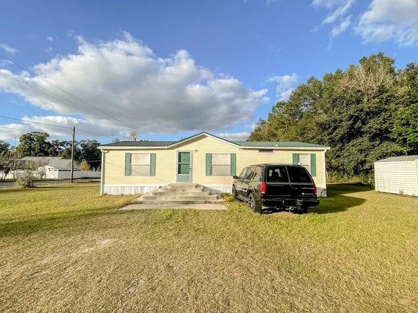 115 E Darsey Ave, Lakeland, GA 31635