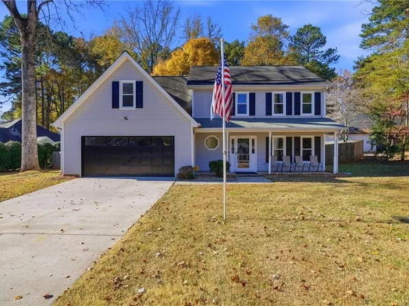 100 Glenridge Dr, Newnan, GA 30265