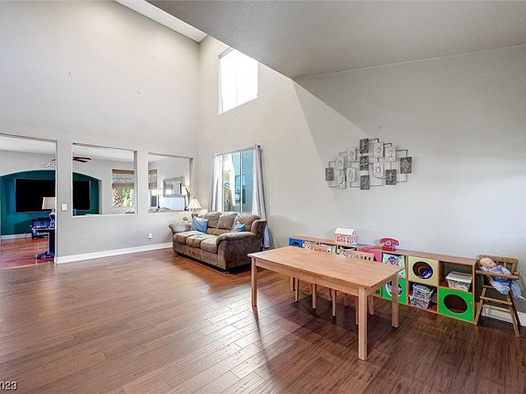 5th image of 1240 Sonatina Dr