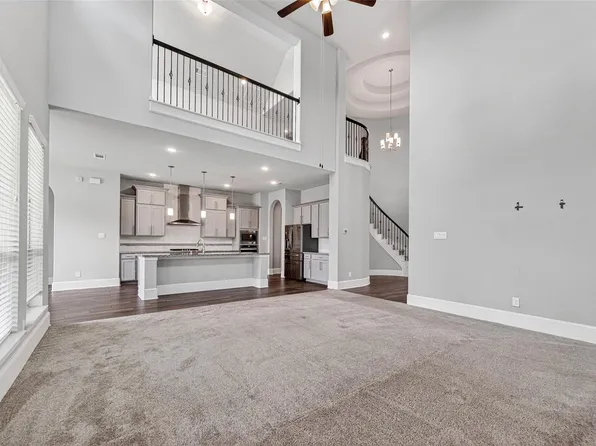 3919 Pinecrest Peak Dr, Spring, TX 77386