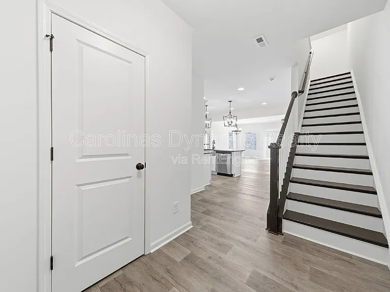 11936 Basking Dr — Photo 14