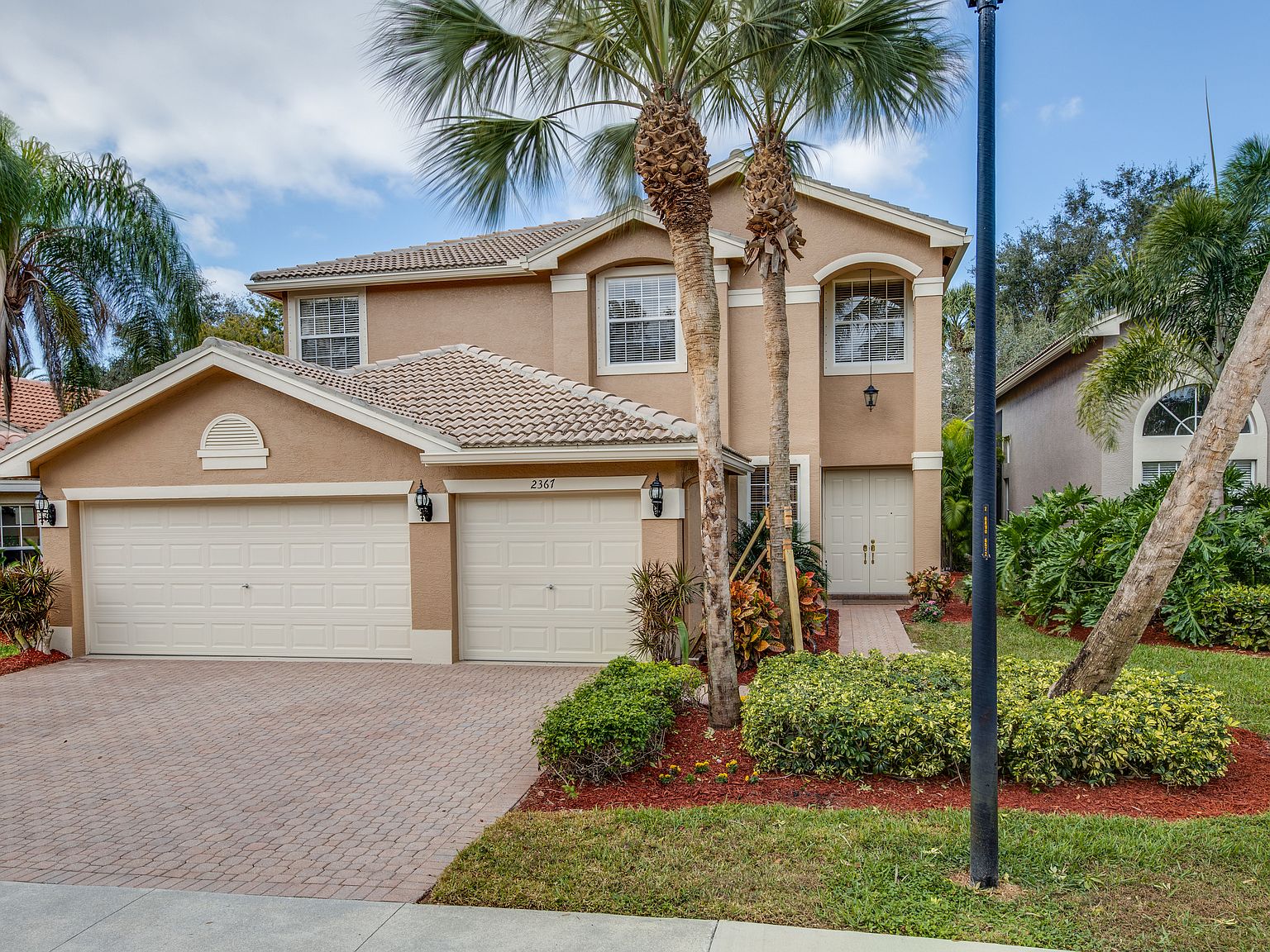 2367 Butterfly Palm Dr, Naples, FL 34119 Zillow