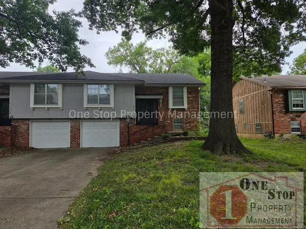 7816 Kessler Ln, Overland Park, KS 66204