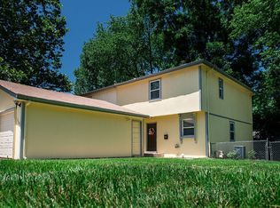7800 W 61st Ter, Overland Park, KS 66202
