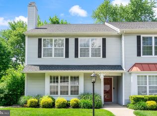 301 Andrews Ln, Moorestown, NJ 08057