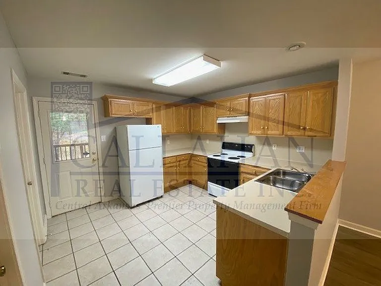 351 Club Rd — Photo 15