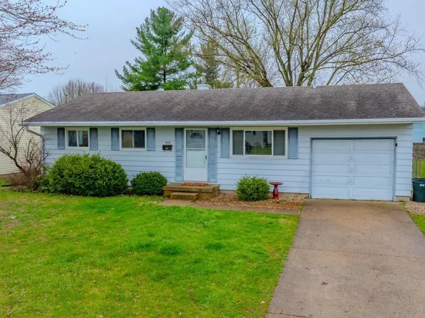 1018 Rosewood Dr, Peru, IN 46970