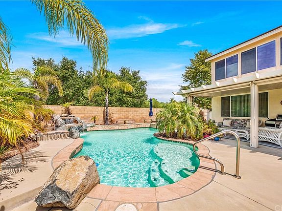 4th image of 27585 Brentstone Way