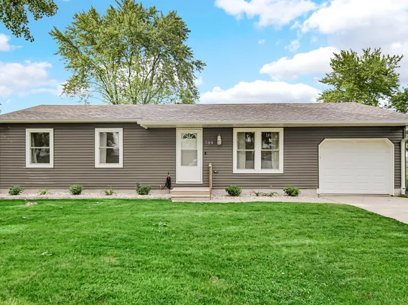 730 Apache Ln, Lowell, IN 46356