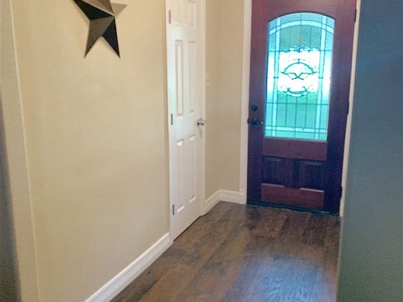 5th image of 4000 Whippoorwill St