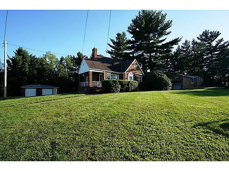 105 Grandview Dr photo 1