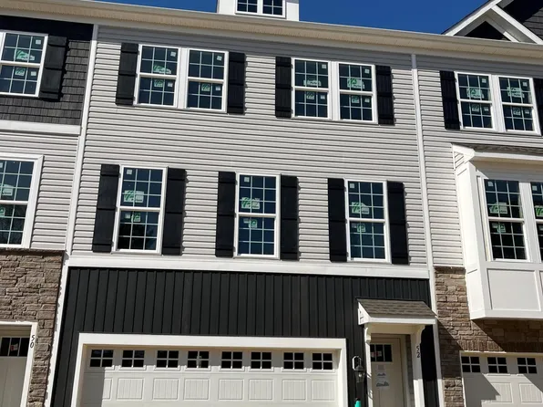 52 Wembley Way, Tinton Falls, NJ 07753