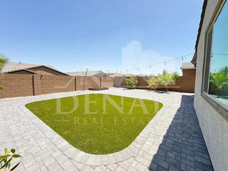 1636 W Estes Way — Photo 28