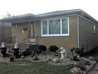 388 Buffalo Ave photo 1