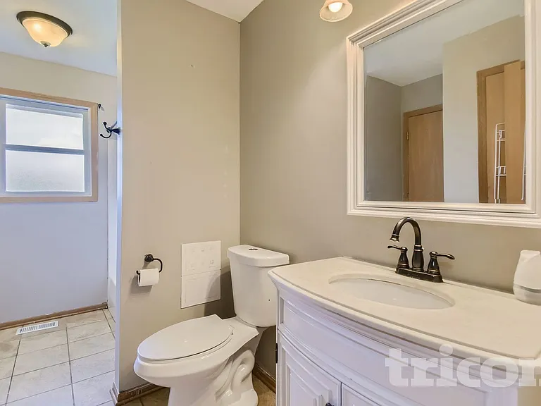 1812 Cumberland Dr — Photo 7