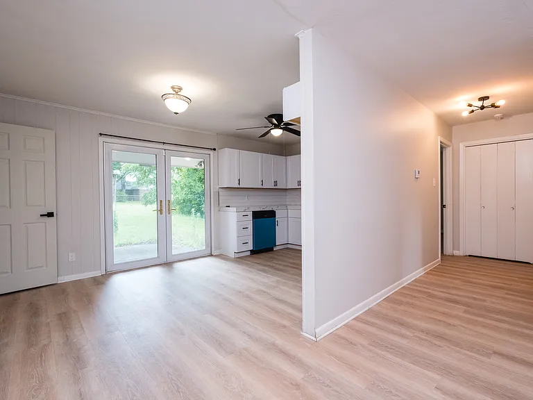 6915 Bluebird Dr — Photo 17