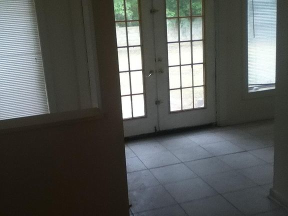 2nd image of 3739 Macgregor Dr