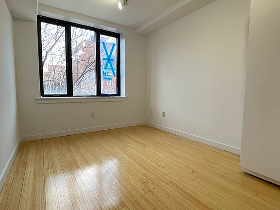 5th image of 43 A Ave #4B