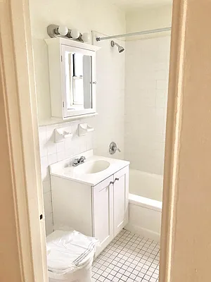 Rented by Contact Realty | media 5