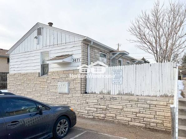 3671 S Knox Ct APT 1