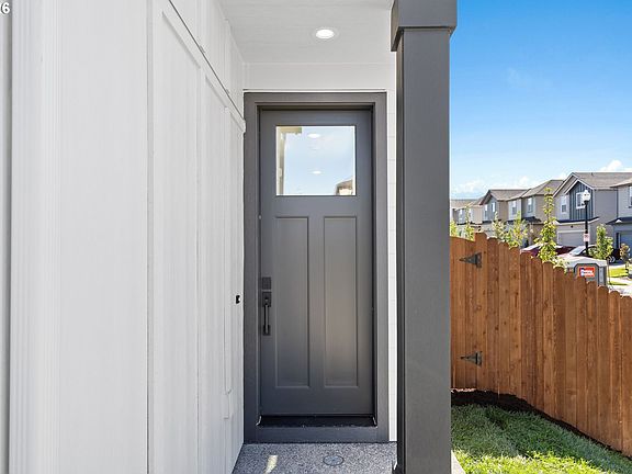 3rd image of 837 NW 175th Way