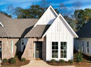 1074 Burrow Cir, Opelika, AL 36801