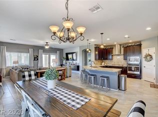 108 Kirkcaldy St, Henderson, NV 89012