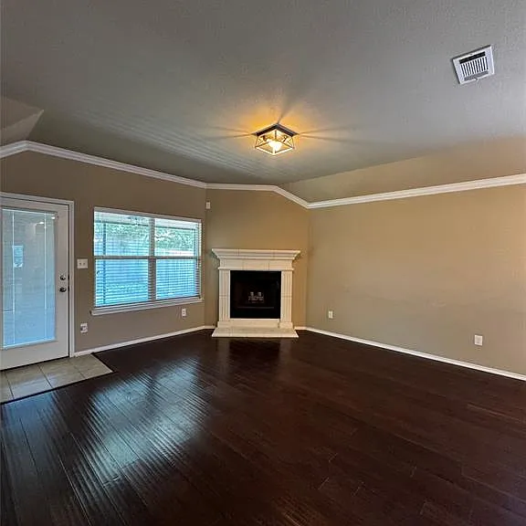 4548 Fern Valley Dr — Photo 10