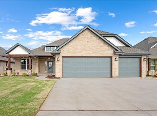 12013 SW 50th St, Mustang, OK 73064