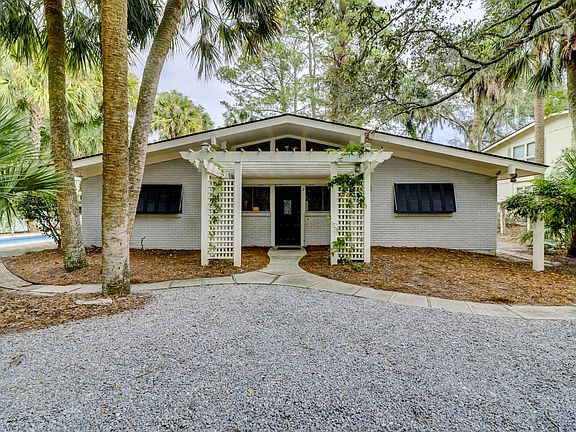 4th image of 3 Dogwood Ln