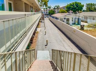 6107-6117 11th Ave #6, Los Angeles, CA 90043