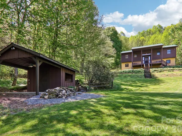 129 Cash Phillips Dr, Mars Hill, NC 28754