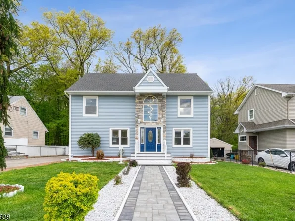 95 Lopez Rd, Cedar Grove Twp., NJ 07009