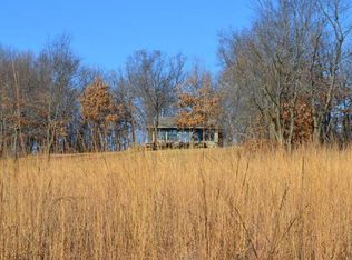 5560 Farmers Ridge Rd, Highland, WI 53543