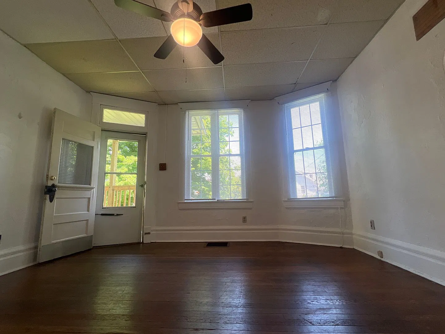 421-425 Ash Street — Photo 4