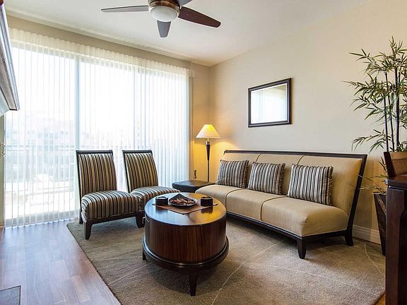 2nd image of 9039 E Panorama Cir Unit 408