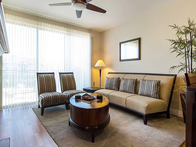 9039 E Panorama Cir #408 — Photo 2
