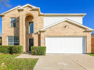 8425 Beaufort Ct, Fort Worth, TX 76123
