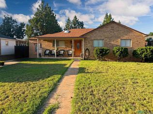 920 E Llano Dr, Hobbs, NM 88240