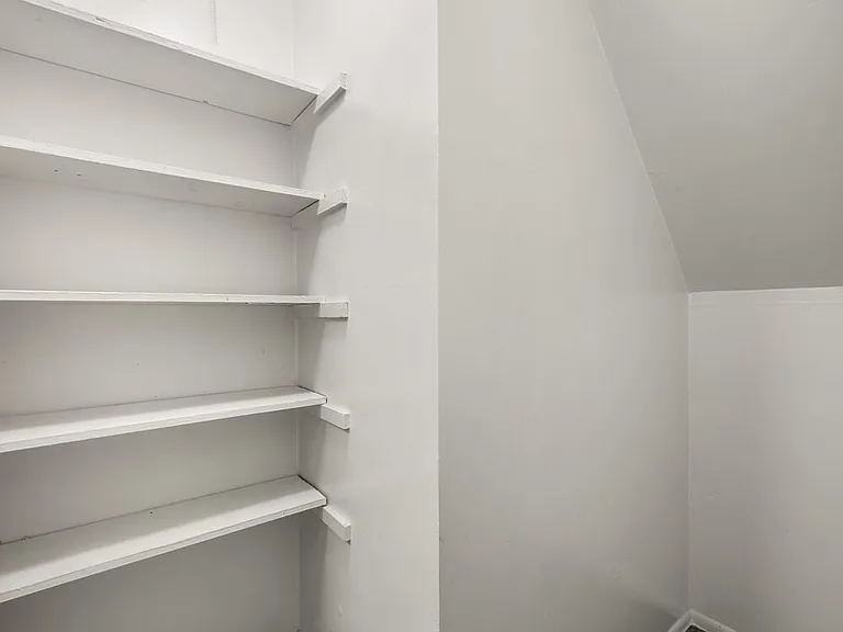 19-web-or-mls-apartment-1-5