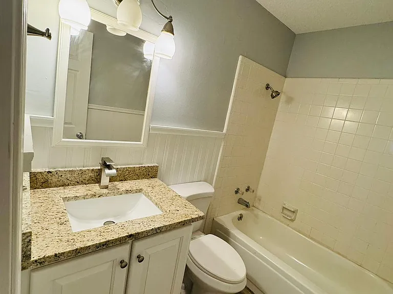 2107 Turtle Creek Rd — Photo 11